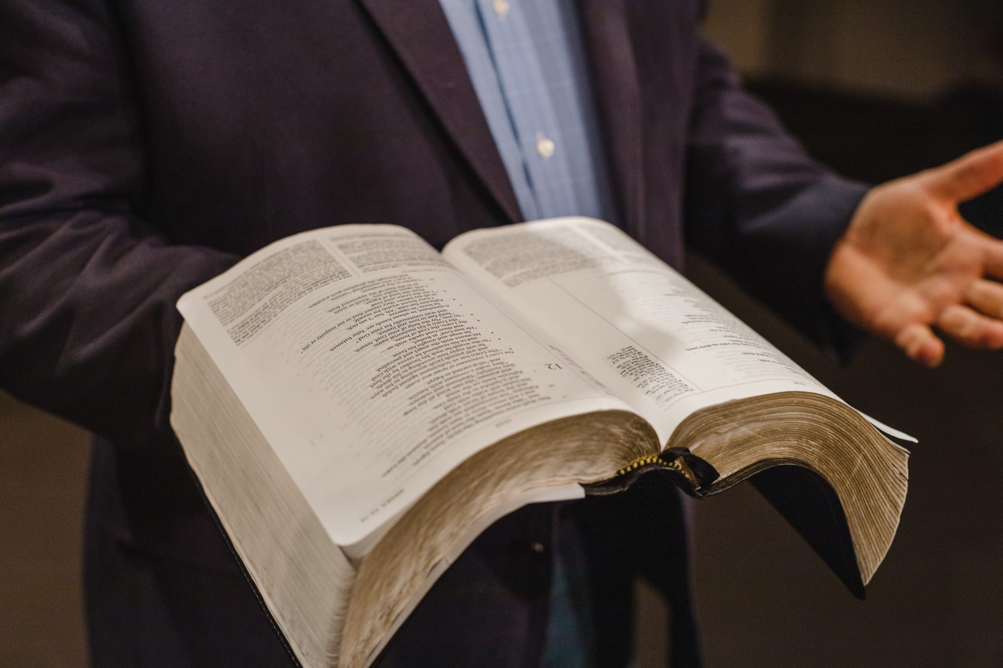 Biblical Studies Vs Theology: What Is The Difference? - Grace College